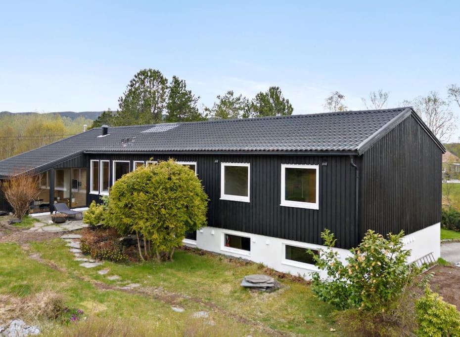 Tranquil Haven Villa 올레순 외부 사진
